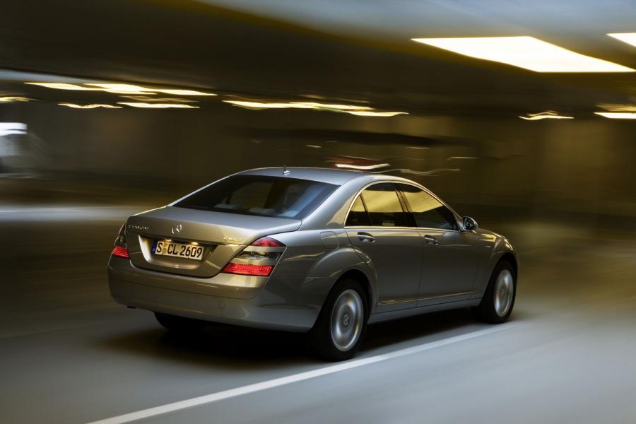  Mercedes-Benz S-Class 2007 года  (фото 44 из 414)